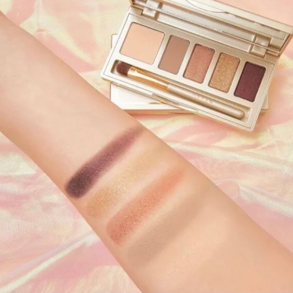 Stila To You Eyeshadow Palette - Hanging Sunset Ret $45 - Picture 2 of 9